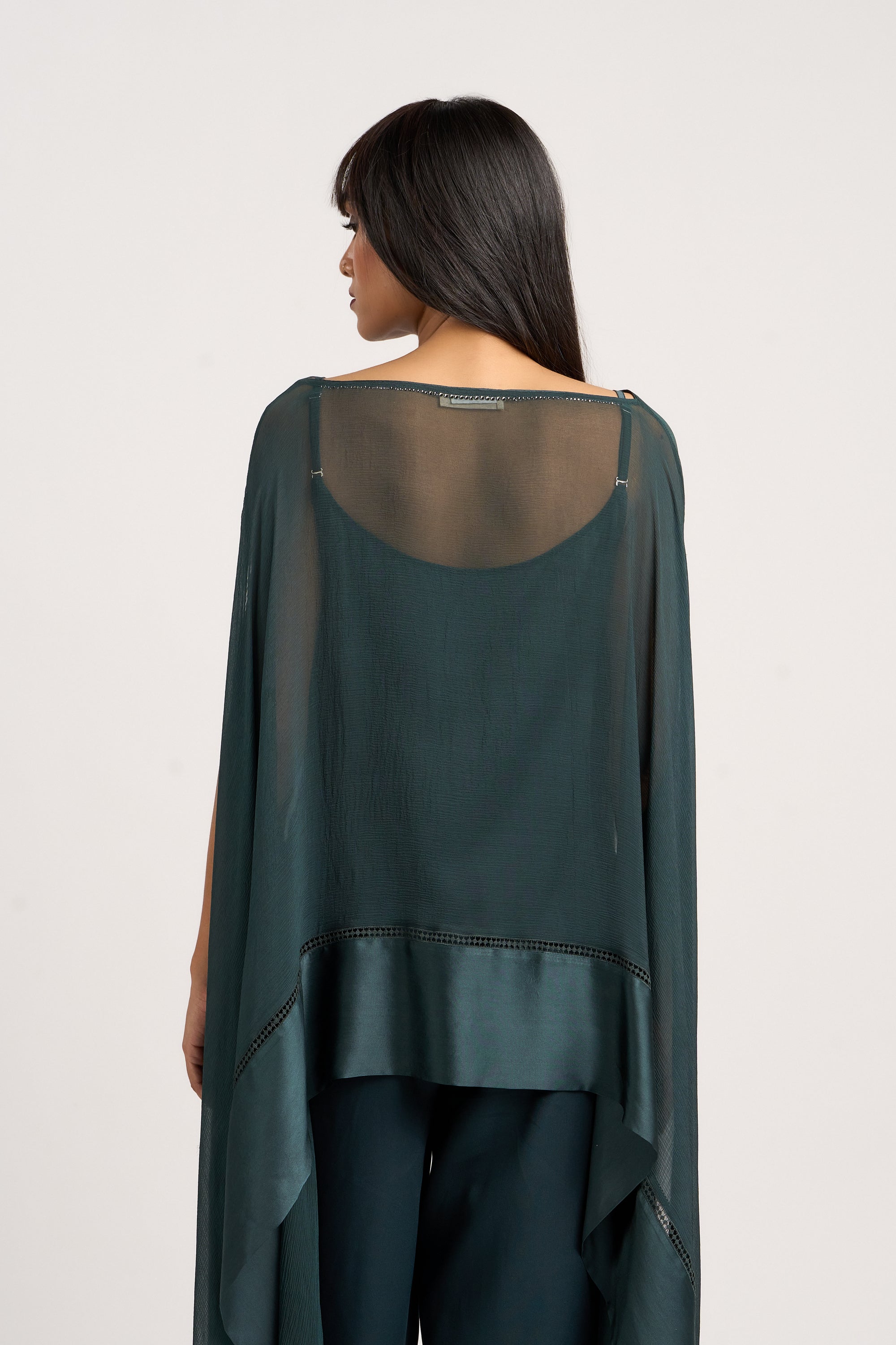 Aire Cape Top