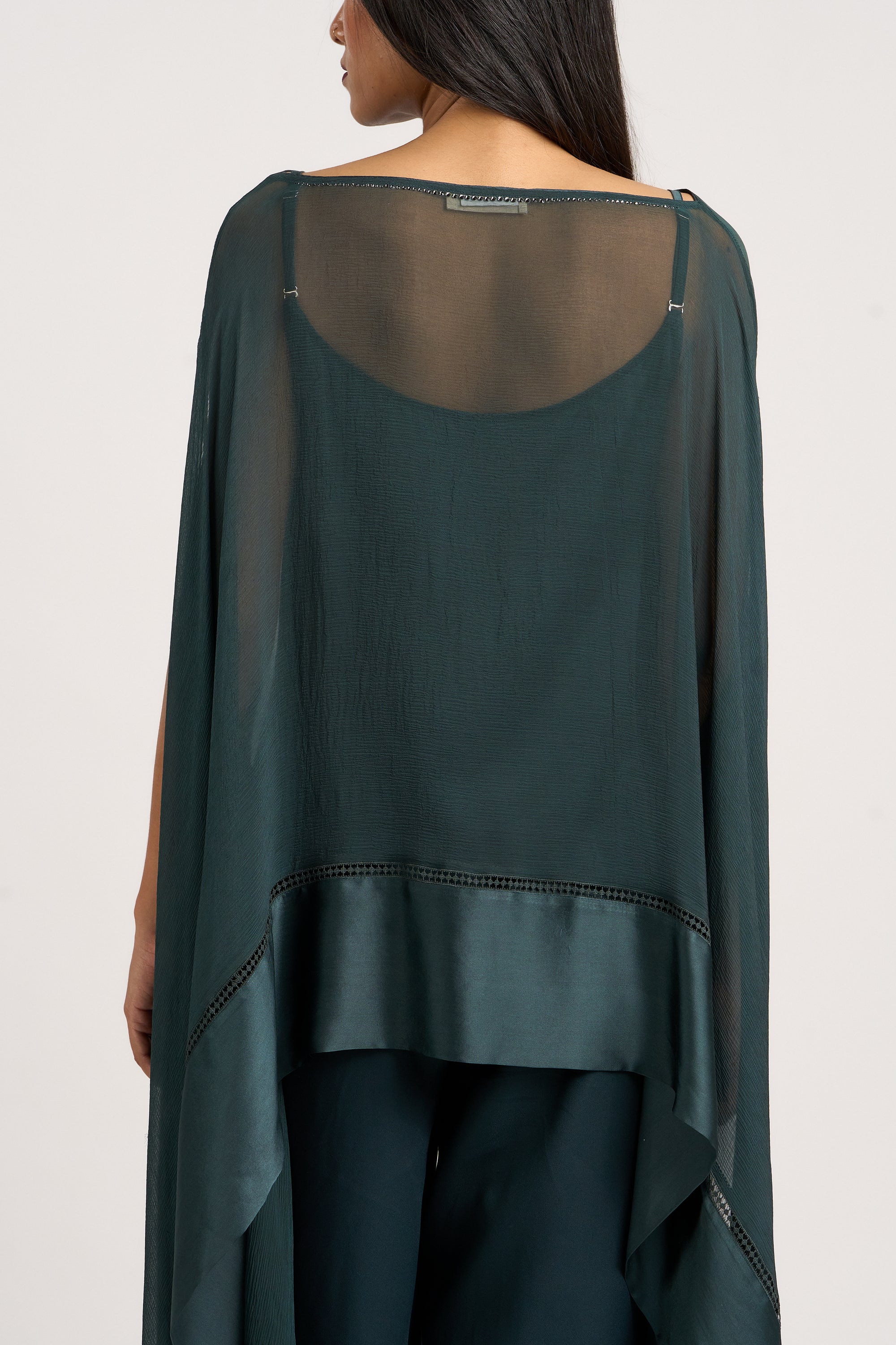 Aire Cape Top