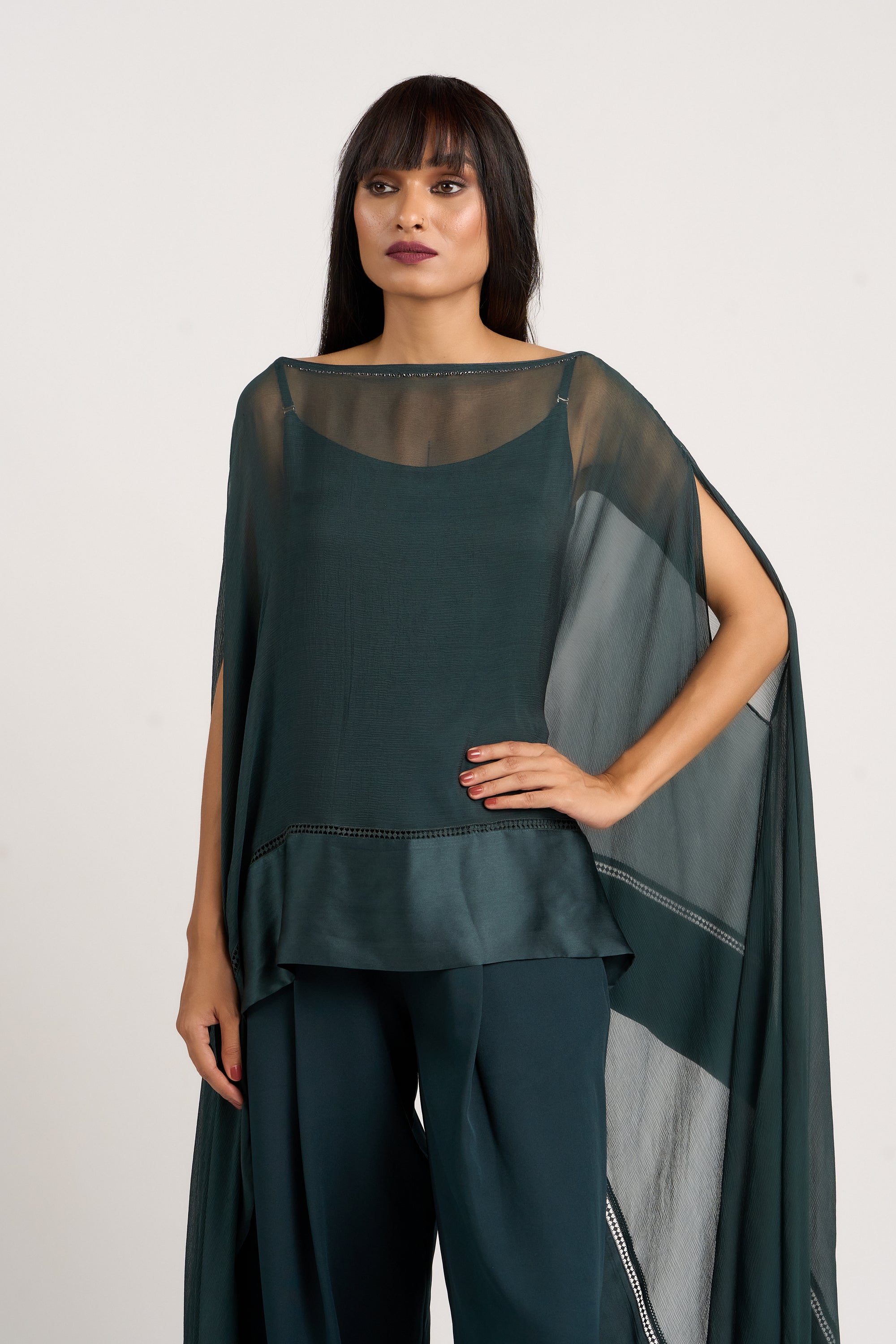 Aire Cape Top