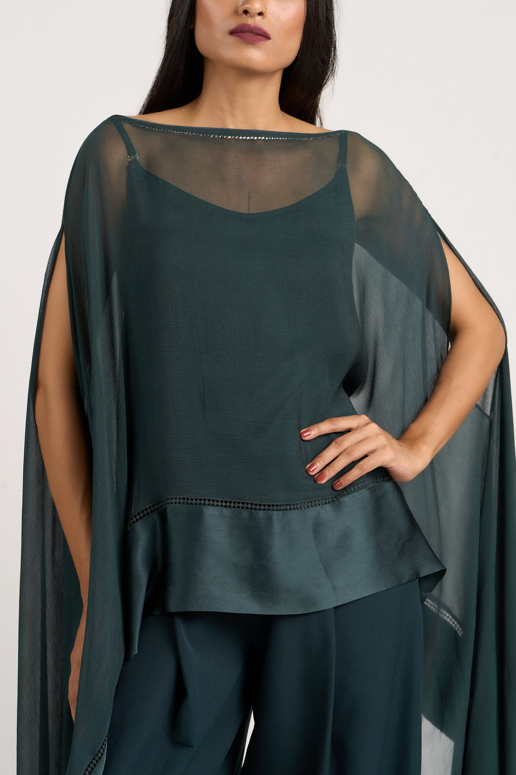 Aire Cape Top